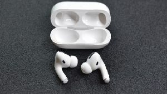how to pair airpods to android